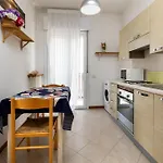 Uno Studio&suites Aparthotel 3*