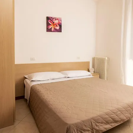 Uno Studio&suites 3*