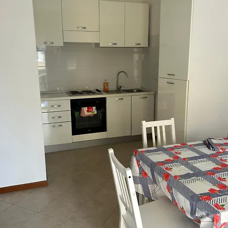 Uno Studio&suites מלון דירות רימיני