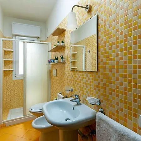Aparthotel Uno Studio&suites 3*
