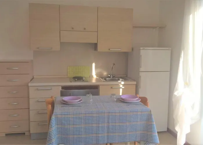 Ξενοδοχείο με διαμερίσματα Uno Studio&suites