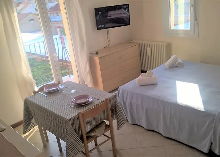 Uno Studio&suites Ξενοδοχείο με διαμερίσματα