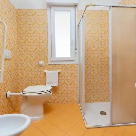 Uno Studio&suites 2*